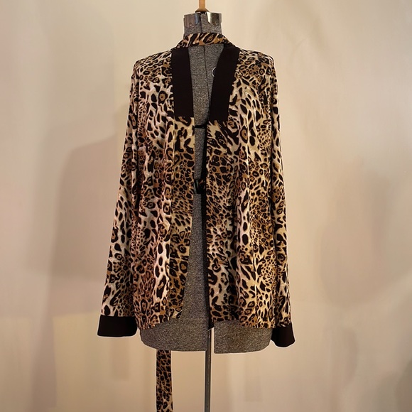 Orttu Leopard Shirt for Men. Size L Daringly Sexy - Picture 4 of 15